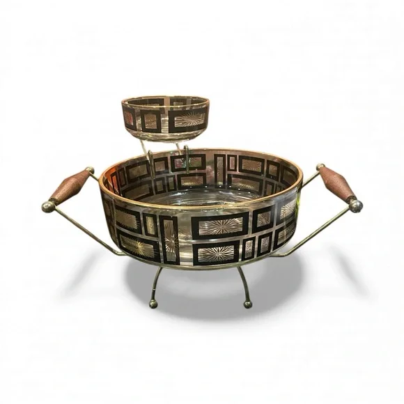 MCM Chip and Dip with Stand Hard to Find - Picture 7 of 7